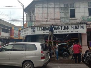 YLBHI Duga Teror Molotov di Medan terkait Advokasi Kasus Aksi Tolak RKUHP YLBHI Duga Teror Molotov di Medan terkait Advokasi Kasus Aksi Tolak RKUHP