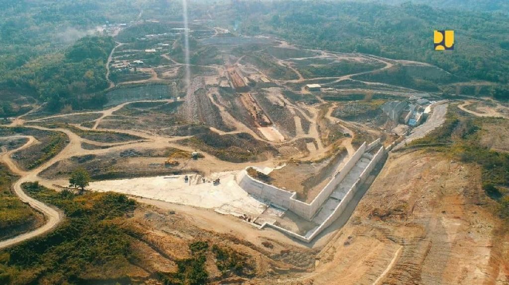 Melihat Proyek Bendungan Penjaga 300 Ha Sawah di NTT Melihat Proyek Bendungan Penjaga 300 Ha Sawah di NTT