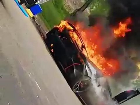 Lamborghini terbakar