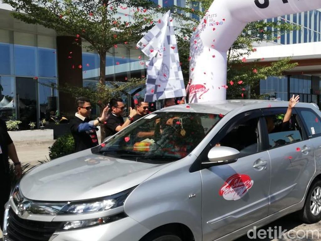 Ciri Khas Diler Milik Jusuf Kalla Jualan Mobil di Sulawesi Ciri Khas Diler Milik Jusuf Kalla Jualan Mobil di Sulawesi