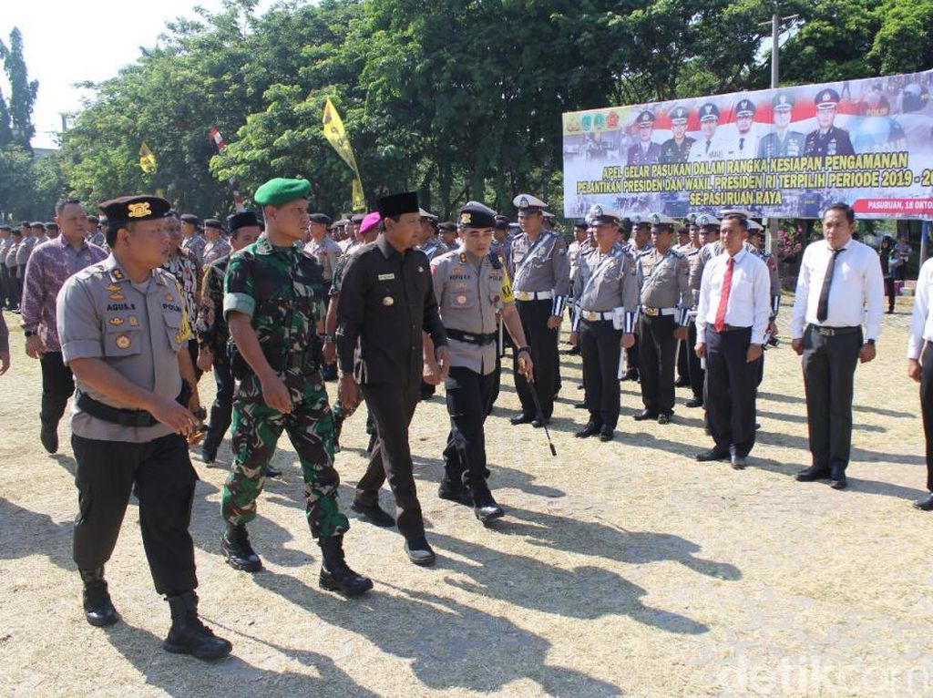 Pasukan Gabungan Siap Amankan Pasuruan Saat Pelantikan Jokowi Pasukan Gabungan Siap Amankan Pasuruan Saat Pelantikan Jokowi