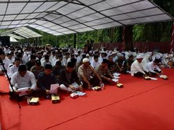 Masyarakat Sultra Gelar Istighosah dan Dukungan Pelantikan Presiden