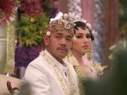 Resmi Halal, Ini Momen Putra Ari Sigit Ijab Kabul dengan Della Atkins