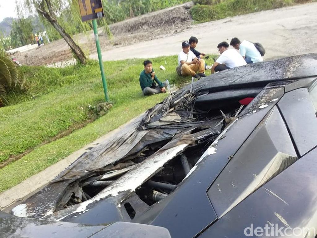 Berapa Harga Lamborghini Aventador Raffi Ahmad? Berapa Harga Lamborghini Aventador Raffi Ahmad?