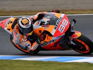 Jorge Lorenzo dan Helm Chupa Chups Ikoniknya