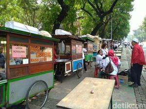 Pelantikan Presiden, Ada PKL Gratis di Trotoar Jl Medan Merdeka Barat