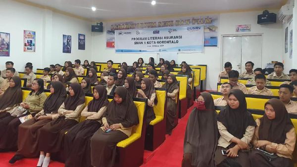 Serunya Kegiatan Literasi Asuransi