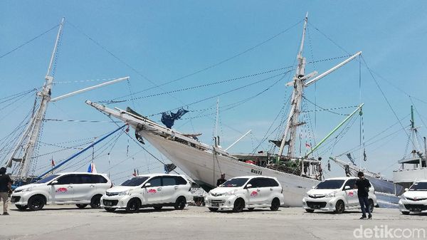 Pencinta Avanza-Veloz Jelajah Kota Makassar