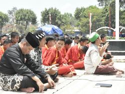 Sebelum Syukuran Pelantikan Presiden, Warga Kebumen Gelar Salat Istiqo