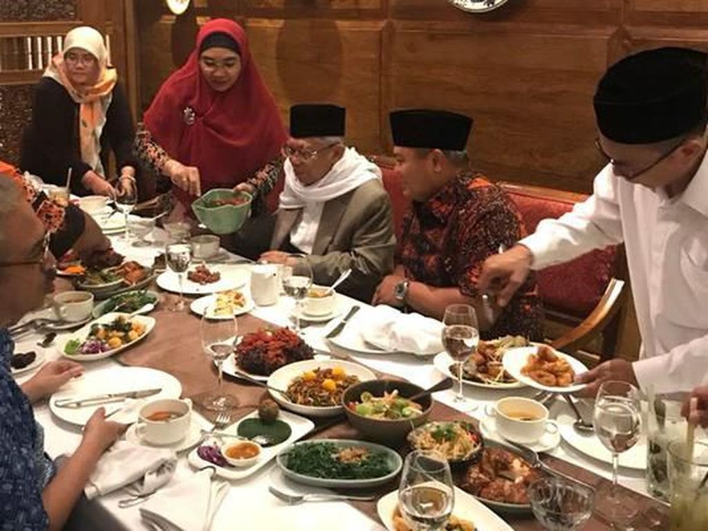 Pelantikan Presiden Jokowi-Maruf Amin, Inilah Makanan Favorit Keduanya Pelantikan Presiden Jokowi-Maruf Amin, Inilah Makanan Favorit Keduanya