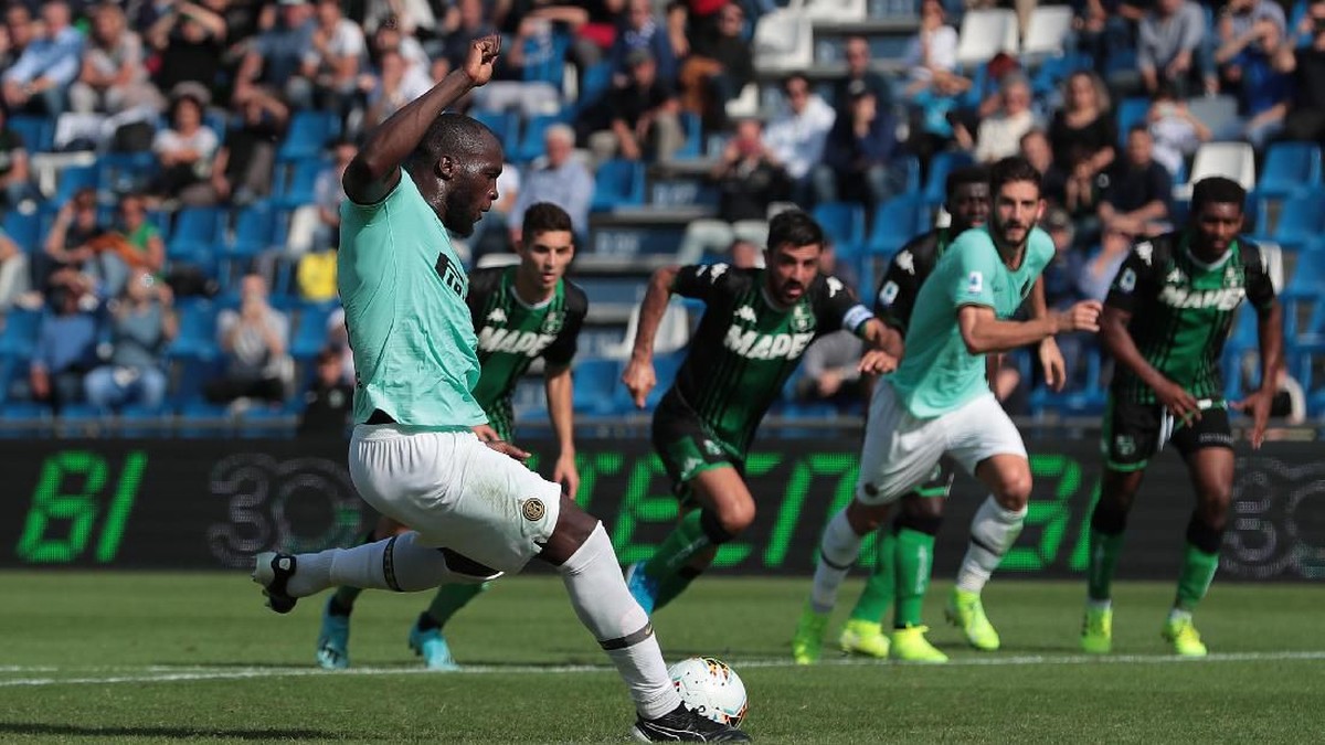 Inter Milan menang 4-3 atas Sassuolo. (Foto: Emilio Andreoli/Getty Images)