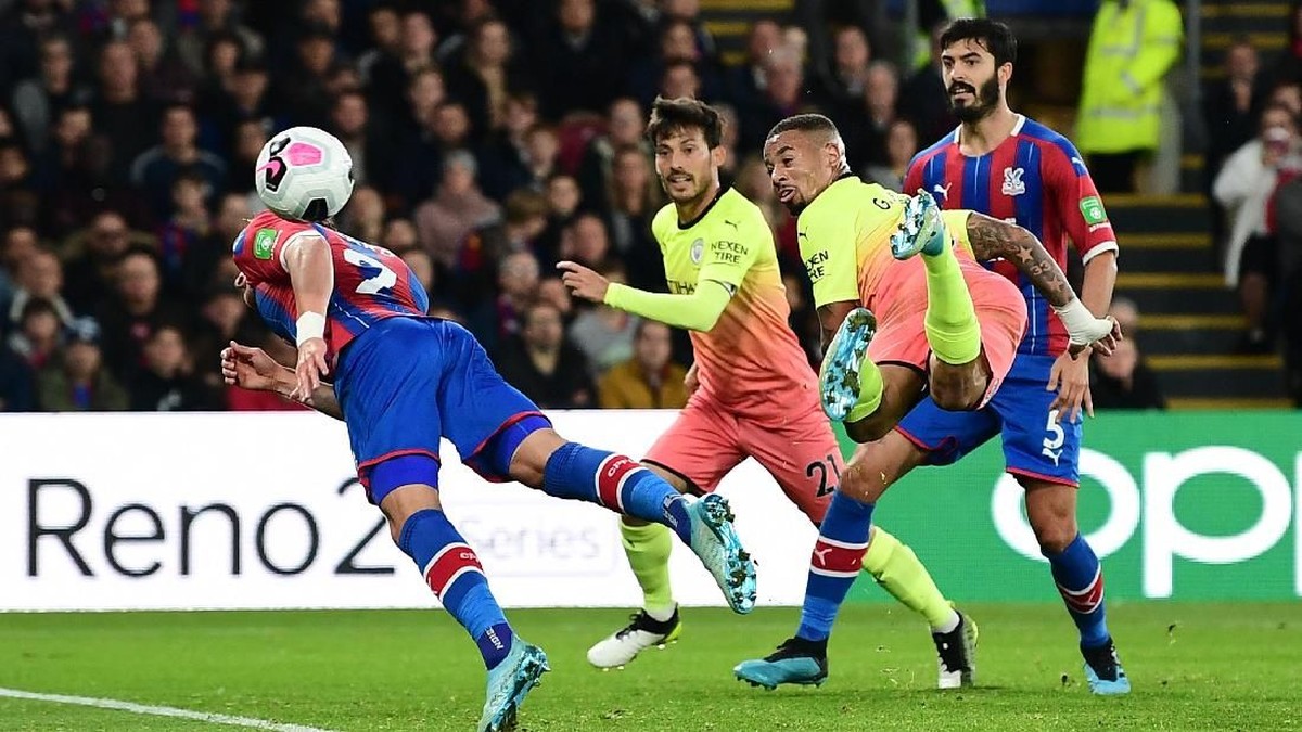 Gabriel Jesus mencetak satu gol saat Manchester City menang 2-0 atas Crystal Palace di Liga Inggris (Foto: Alex Broadway/Getty Images)