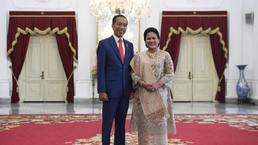 Potret Presiden Jokowi Bersama Ibu Negara Jelang Pelantikan