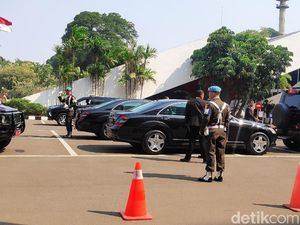 Tak Cuma Presiden, Mobil Mantan Presiden dan Wapres Memang Dapat Pengawalan