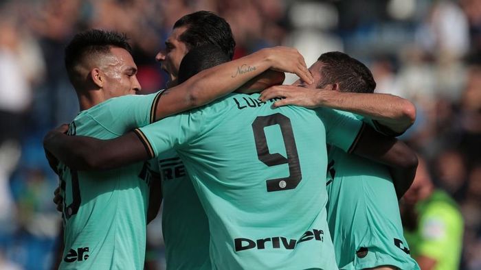 Inter Milan menang 4-3 atas Sassuolo dalam lanjutan Liga Italia (Foto: Emilio Andreoli/Getty Images)