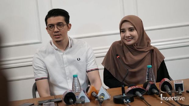 Irwansyah dan Zaskia Sungkar