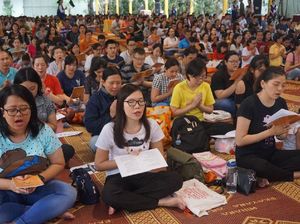 Doa Ribuan Umat Budha untuk Indonesia Doa Ribuan Umat Budha untuk Indonesia