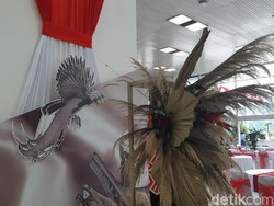 Dekorasi Khas Indonesia Timur Hiasi Lobi Gedung Nusantara III DPR