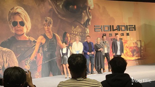 Para pemain dan sutradara film Terminator: Dark Fate.