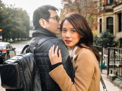 Foto: Gaya Effortless Stylish Gista Putri, Istri Calon Menteri Wishnutama