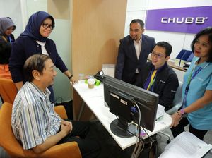 Pelayanan Terbaik Kepada Nasabah