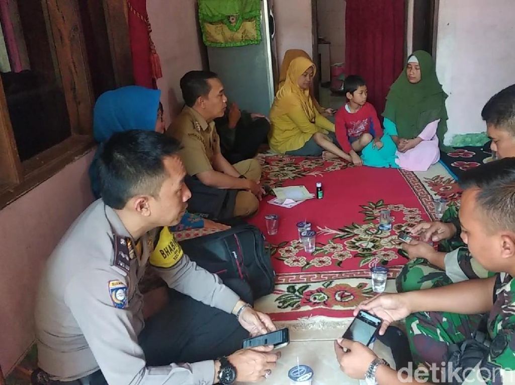 Dinkes Investigasi Balita di Garut yang Meninggal Beberapa Hari Usai Divaksin Dinkes Investigasi Balita di Garut yang Meninggal Beberapa Hari Usai Divaksin
