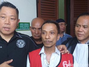 Kasus Ganja, Bassist Boomerang Hubert Henry Dituntut 2 Tahun Penjara Kasus Ganja, Bassist Boomerang Hubert Henry Dituntut 2 Tahun Penjara