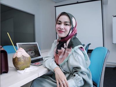 Pebisnis Tajir, Medina Zein Kerap Kulineran Mewah dengan Tokoh Penting