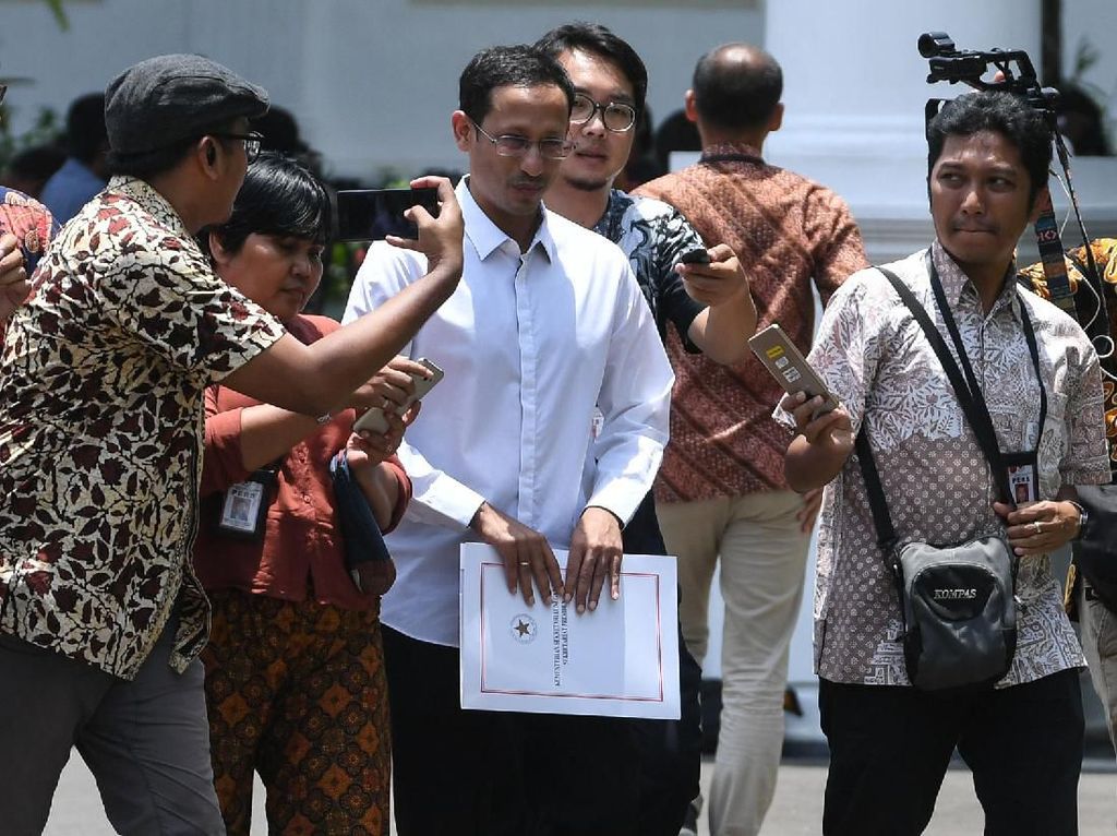 #kabinetjokowi Bikin Penasaran se-Indonesia #kabinetjokowi Bikin Penasaran se-Indonesia