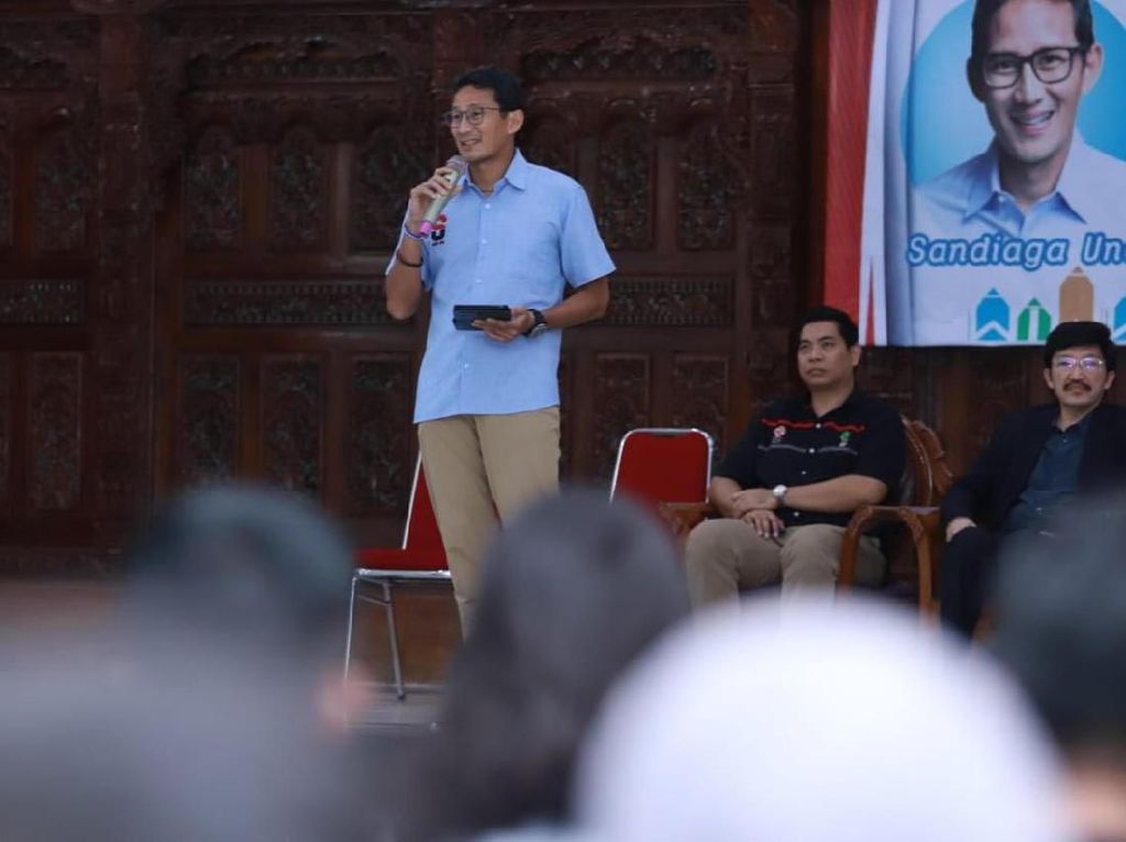 Sandi: OK OCE Luncurkan 30 Rumah Siap Kerja Tahun Depan Sandi: OK OCE Luncurkan 30 Rumah Siap Kerja Tahun Depan