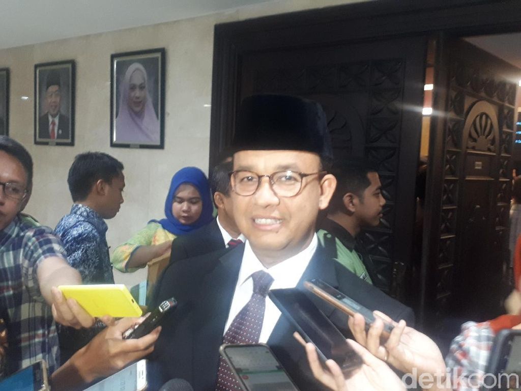 Pendapatan Daerah Defisit Rp 12,9 T, Anies Singgung Kondisi Ekonomi Pendapatan Daerah Defisit Rp 12,9 T, Anies Singgung Kondisi Ekonomi