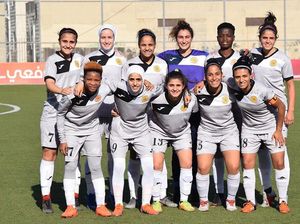 Viral Video Pemain Sepakbola Lindungi Lawan yang Hijabnya Lepas Buat Takjub Viral Video Pemain Sepakbola Lindungi Lawan yang Hijabnya Lepas Buat Takjub