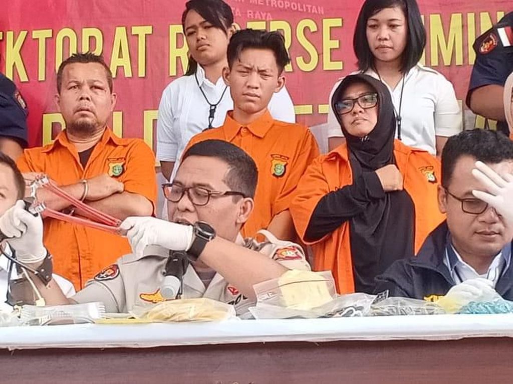Polisi Sebut Ada Grand Design dari Abdul Basith cs untuk Gagalkan Pelantikan Polisi Sebut Ada Grand Design dari Abdul Basith cs untuk Gagalkan Pelantikan