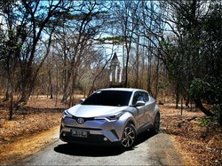 Penjualan Kalah Laris, Begini Nasib Toyota C-HR Hybrid di Indonesia