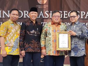 Dinilai Sukses Benahi Semarang, Walkot Hendi Diganjar Apresiasi