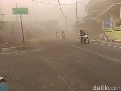 Embusan Angin Kencang, Akses Jalan Batu-Mojokerto Via Cangar Masih Ditutup