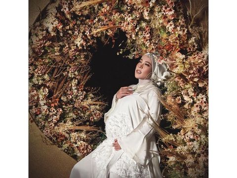 Sempat Alami PCOS, Fitri Tropica Berhasil Menyusui di Hari Pertama