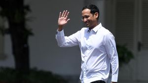 Ekspresi Mahfud MD dan Nadiem Makarim Saat Dipanggil Jokowi