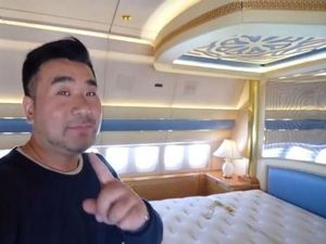 Foto: Mengintip Isi Jet Pribadi Kelas Sultan