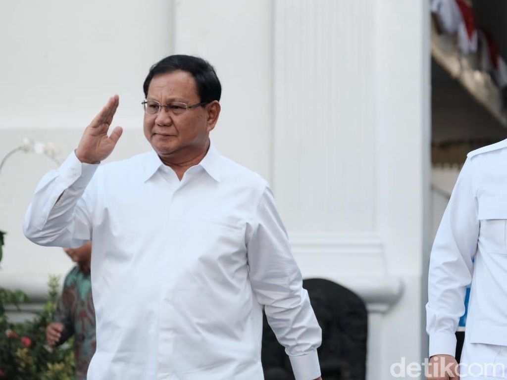 Hampir Pasti Jadi Menhan, Prabowo Bakal Kelola Dana Terbesar Rp 127 T Hampir Pasti Jadi Menhan, Prabowo Bakal Kelola Dana Terbesar Rp 127 T