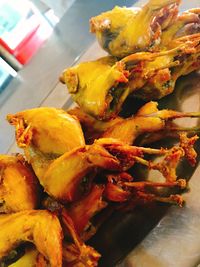 Nonton Bikin Laper: Ada Ayam Baper & Kepala Kakap yang Gede Banget