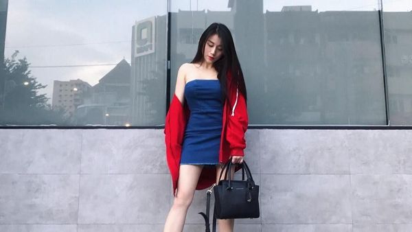 Potret Selebgram Cantik yang Diperlakukan Tak Senonoh Usai Jual Baju Bekas