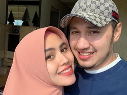 Suami Kartika Putri Buka Suara Soal Kondisi Anaknya