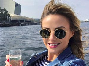 Foto Liburannya Model Seksi Inggris, Rhian Sugden