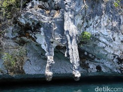 Yang Unik dari Raja Ampat: Batu Kelamin