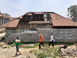 Angin Kencang Merusak 1.092 Rumah dan 11 Sekolah di Dieng