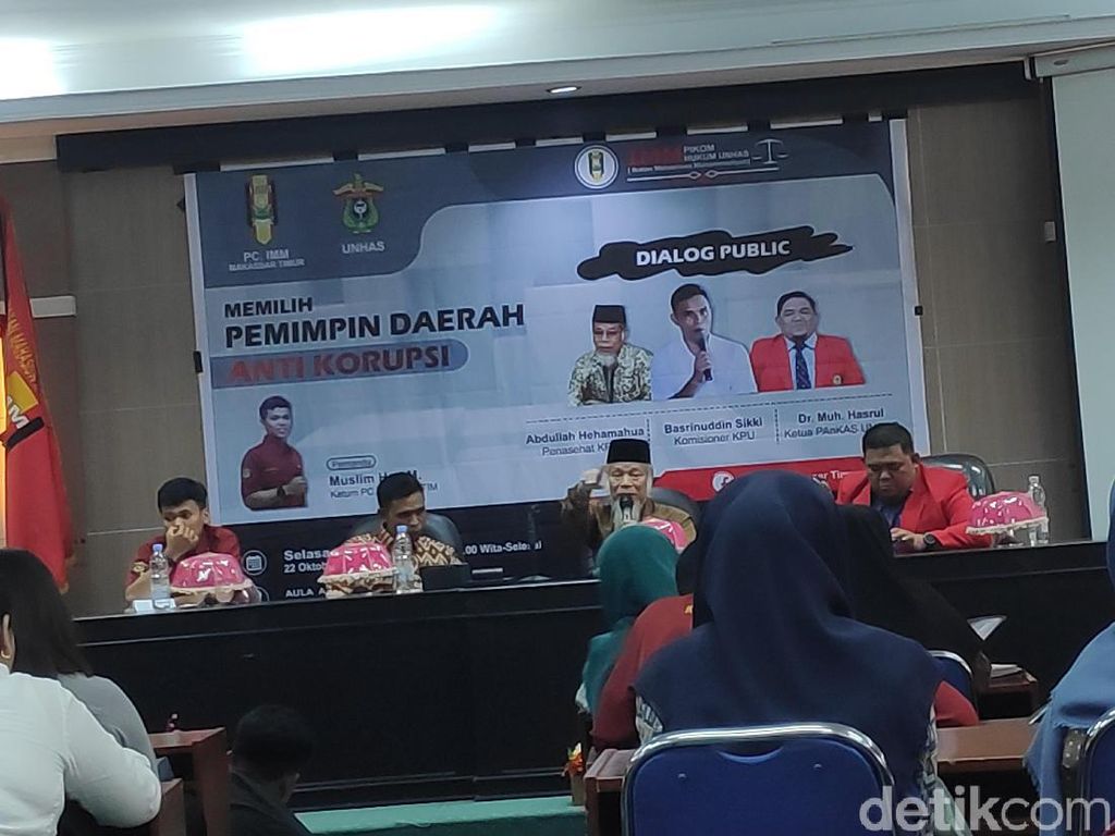 Abdullah Hehamahua Sindir Jokowi Tak Libatkan KPK Susun Kabinet Abdullah Hehamahua Sindir Jokowi Tak Libatkan KPK Susun Kabinet