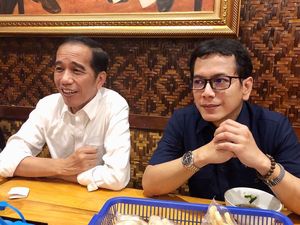 Dipilih Jokowi Jadi Menteri, Intip Gaya Wishnutama Ketika Kulineran