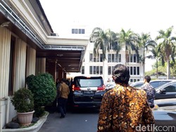 Kemenko Polhukam Ralat Informasi: Tak Ada Pertemuan Wiranto-Doni Monardo