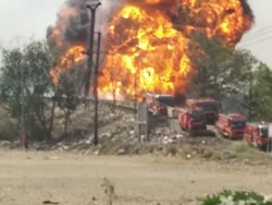 Diduga Bocor, Pipa Pertamina di Cimahi Terbakar Hebat